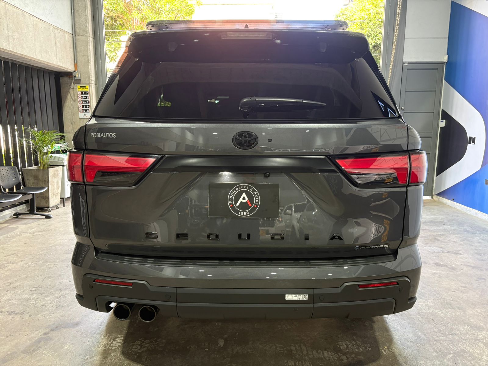 TOYOTA SEQUOIA TRD PRO - Imagen 6