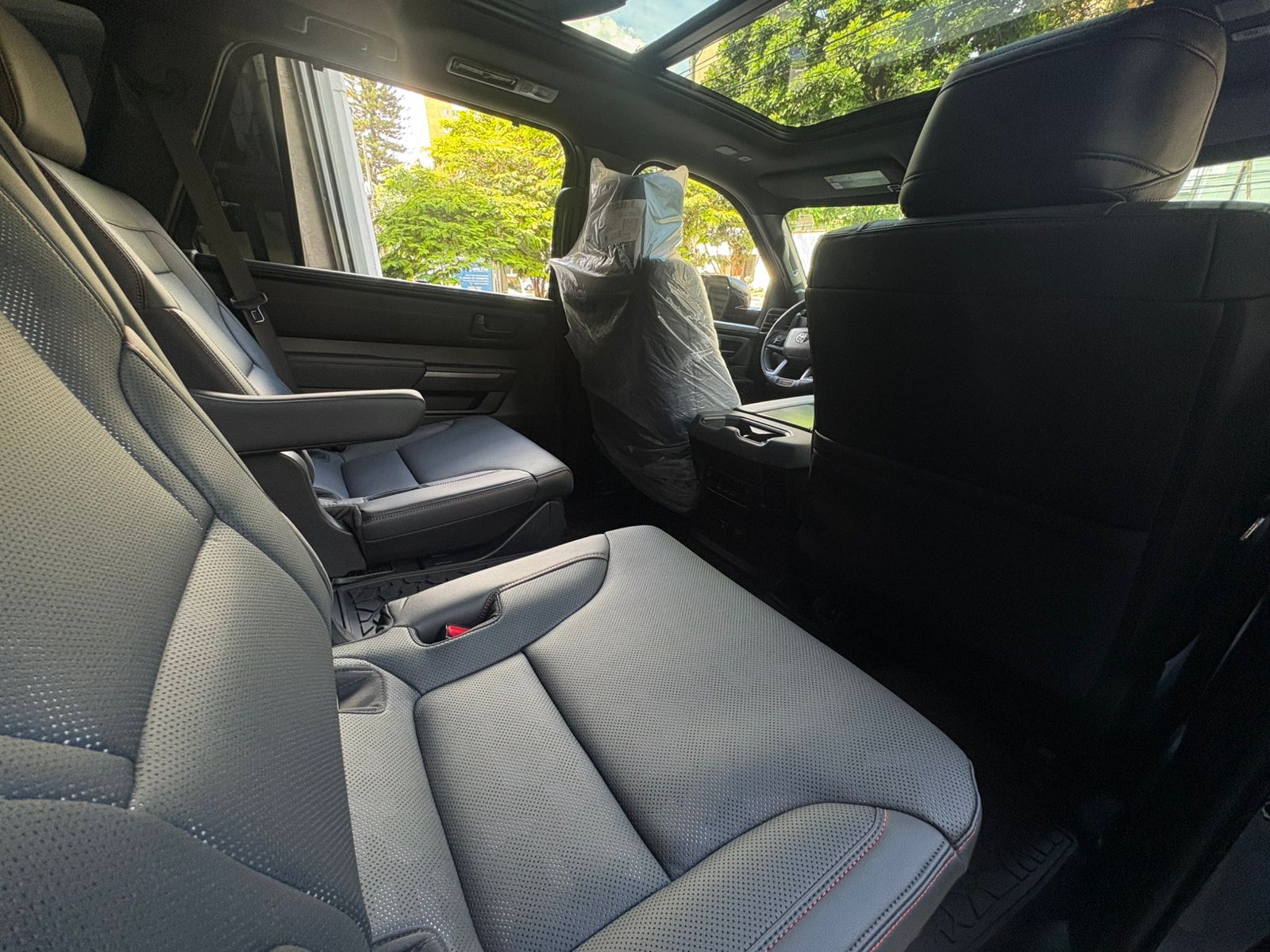 TOYOTA SEQUOIA TRD PRO - Imagen 20