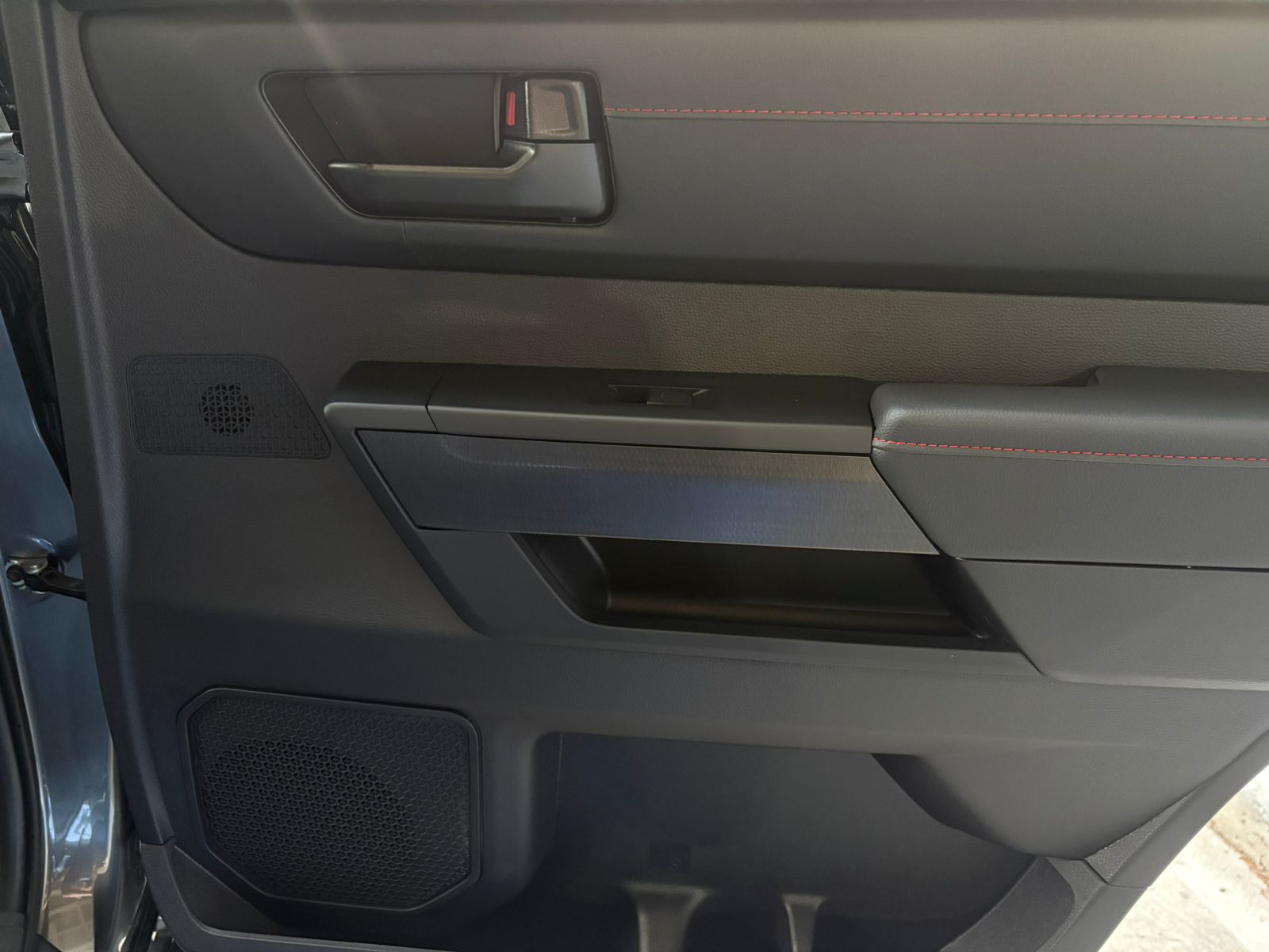 TOYOTA SEQUOIA TRD PRO - Imagen 22