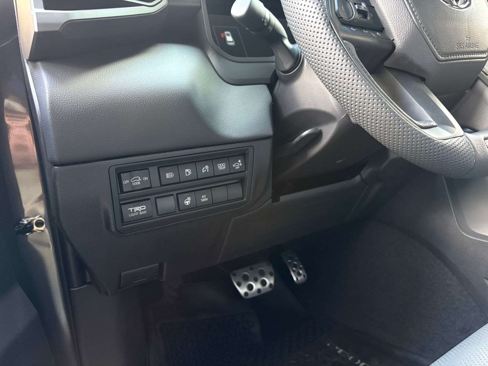 TOYOTA SEQUOIA TRD PRO - Imagen 26