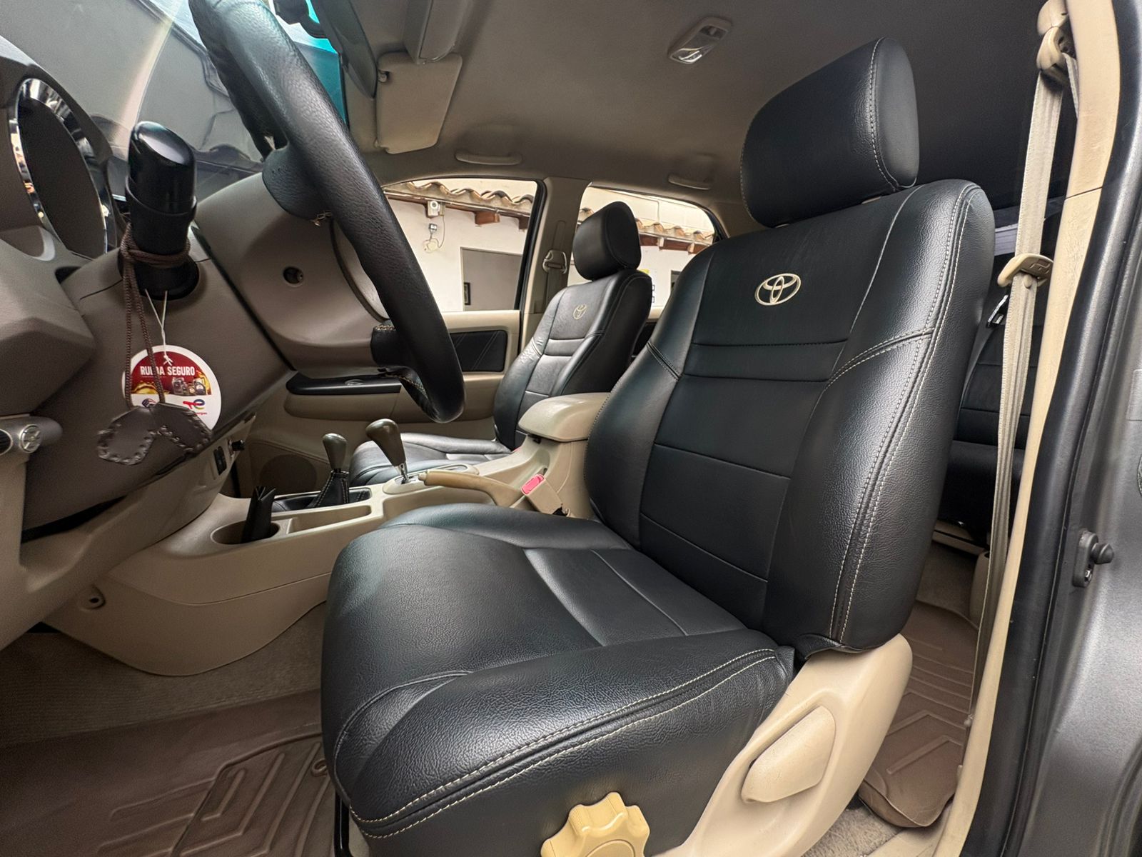 TOYOTA FORTUNER SRV 2008 - Imagen 11