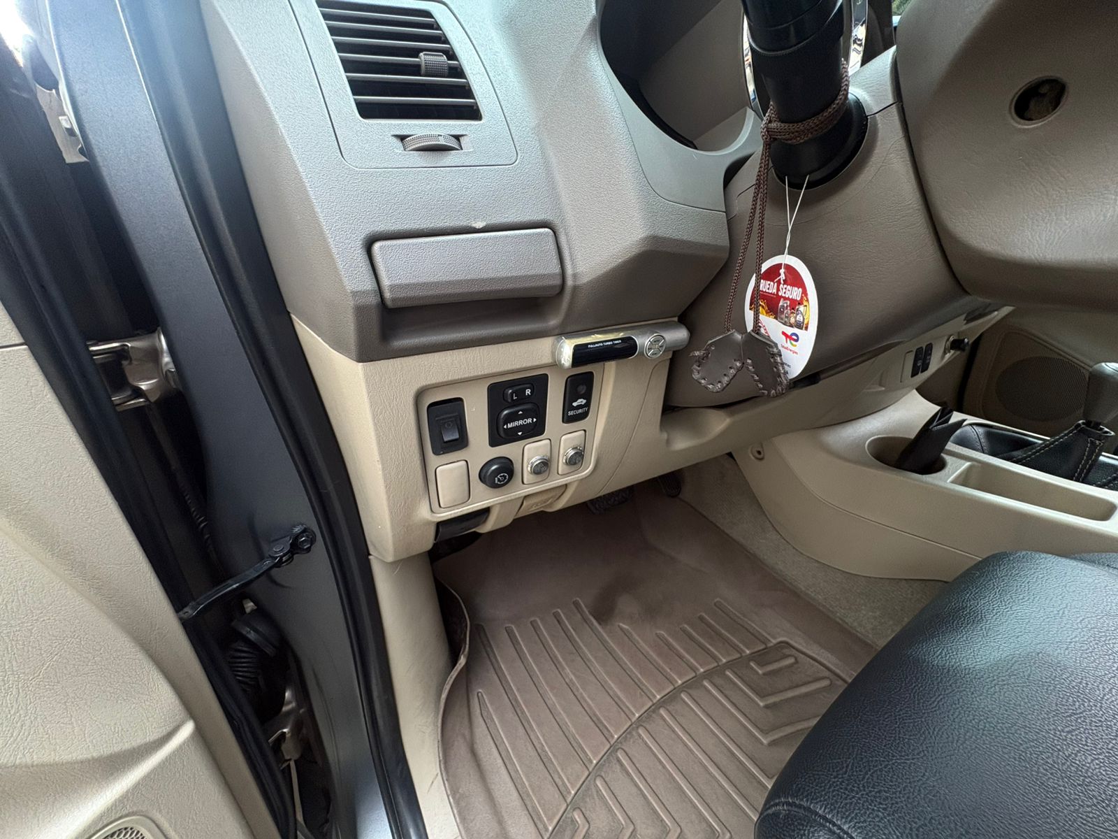 TOYOTA FORTUNER SRV 2008 - Imagen 12