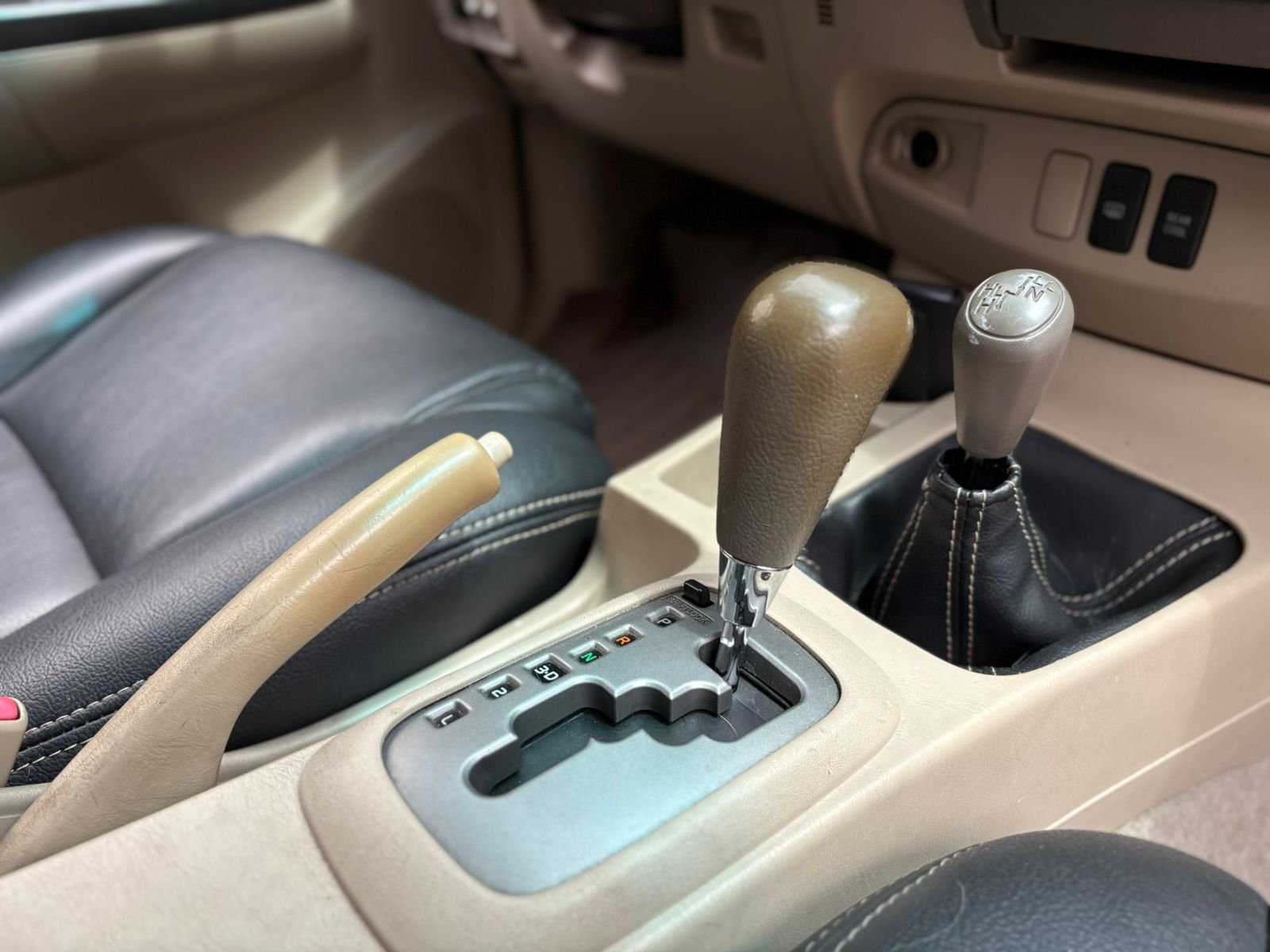 TOYOTA FORTUNER SRV 2008 - Imagen 23