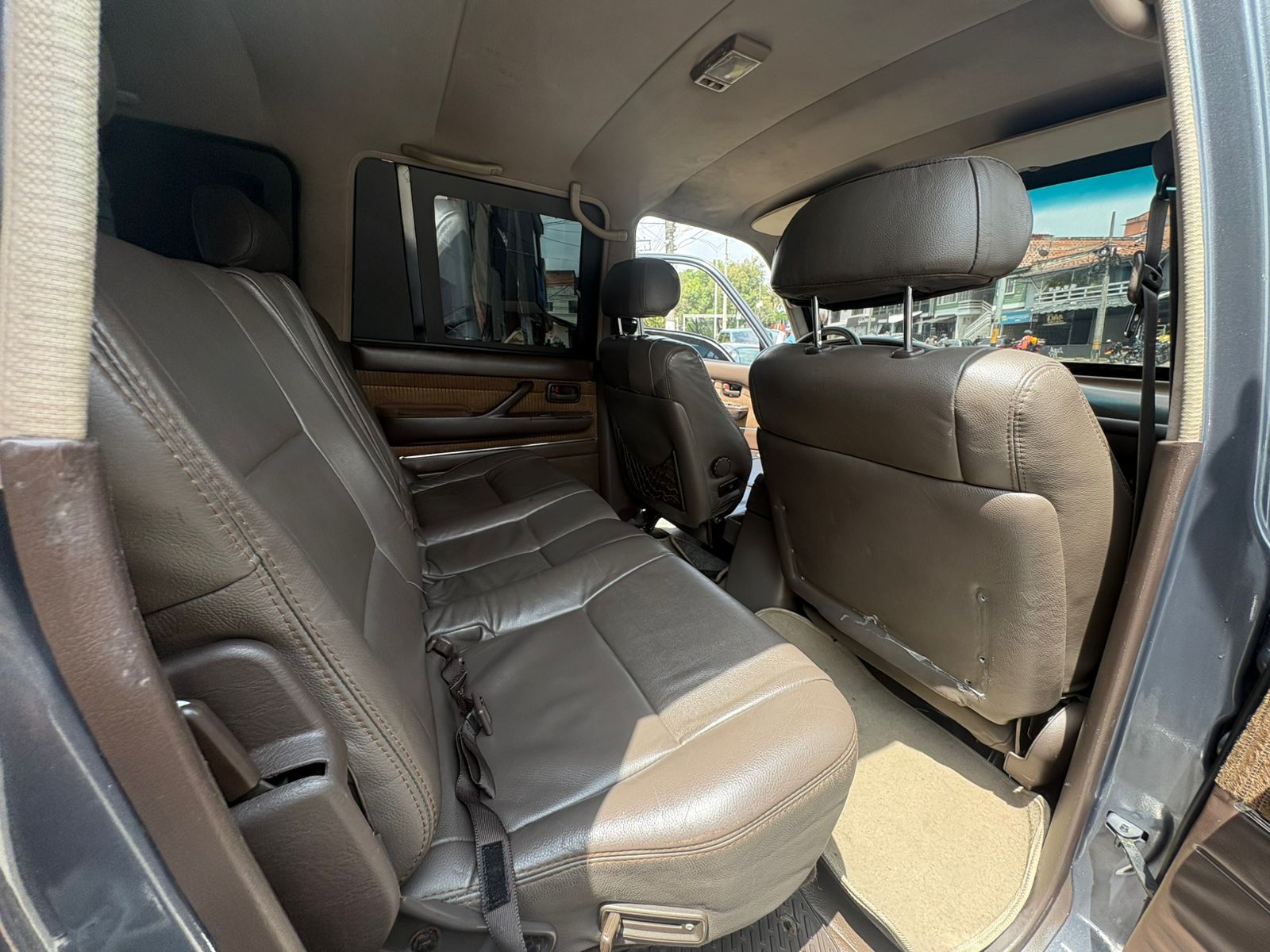 TOYOTA LAND CRUISER VX BURBUJA 1993 - Imagen 18