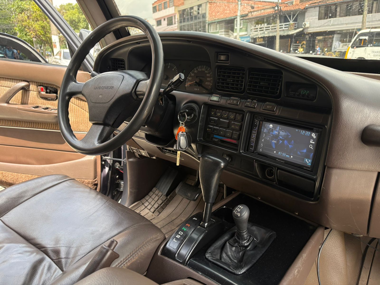 TOYOTA LAND CRUISER VX BURBUJA 1993 - Imagen 21