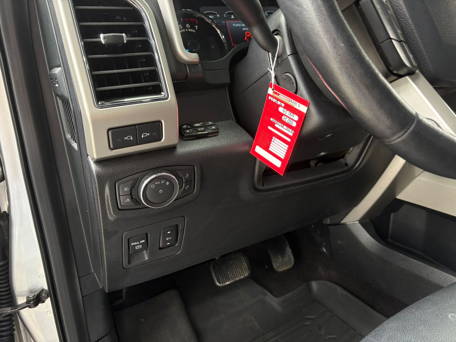 FORD F150 LARIAT BLINDAJE II 2019 - Imagen 11