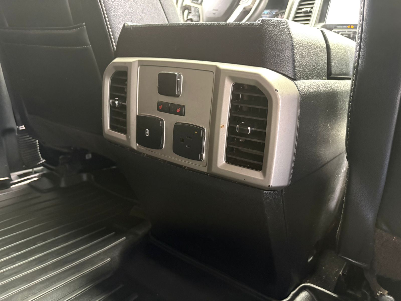 FORD F150 LARIAT BLINDAJE II 2019 - Imagen 20