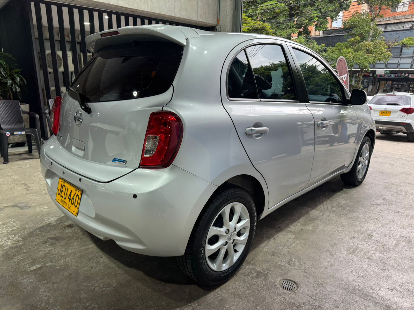 NISSAN MARCH SENSE 2017 - Imagen 5