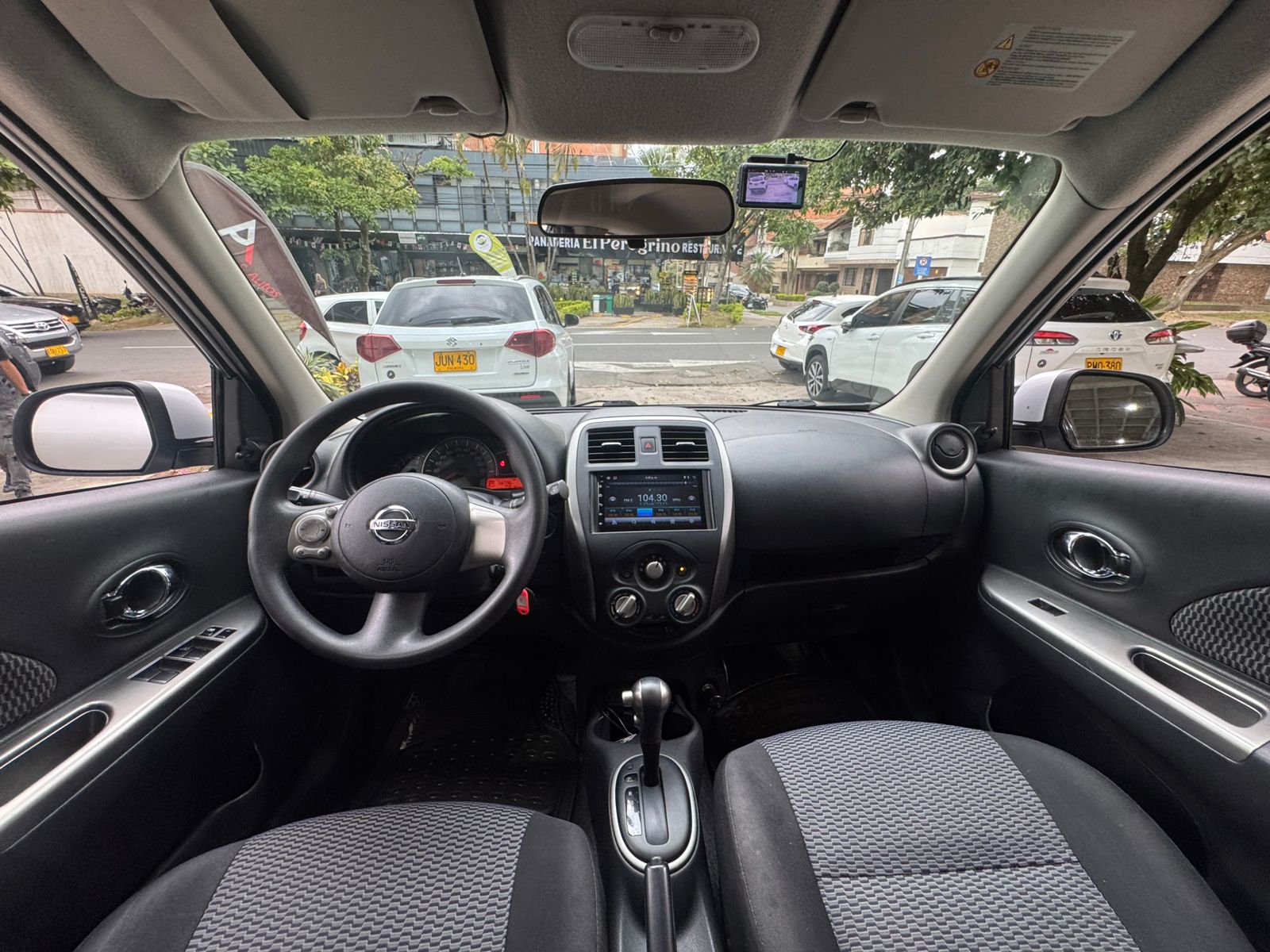 NISSAN MARCH SENSE 2017 - Imagen 9
