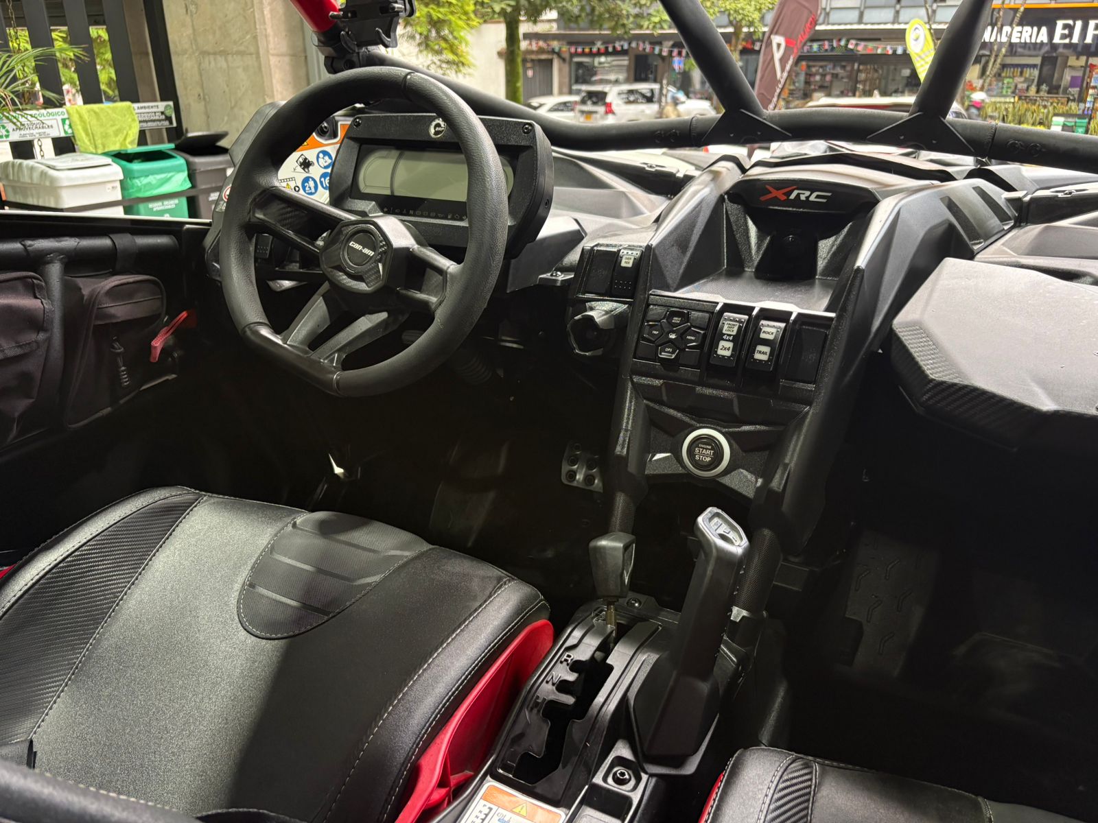 CAN AM MAVERICK X3 XRC TURBO RR 2025 - Imagen 20