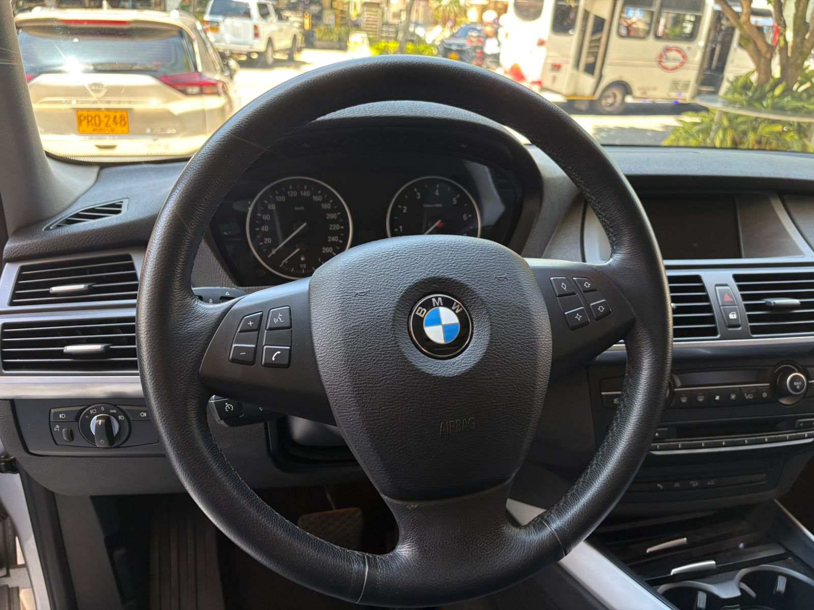 BMW X5 XDRIVE30I 2010 - Imagen 12