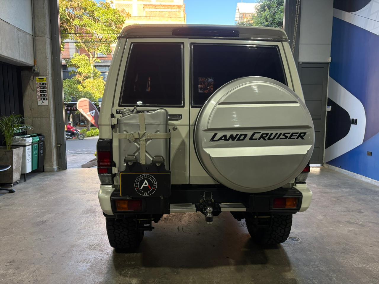 TOYOTA LAND CRUISER 70th ANNIVERSARY 2022 - Imagen 6