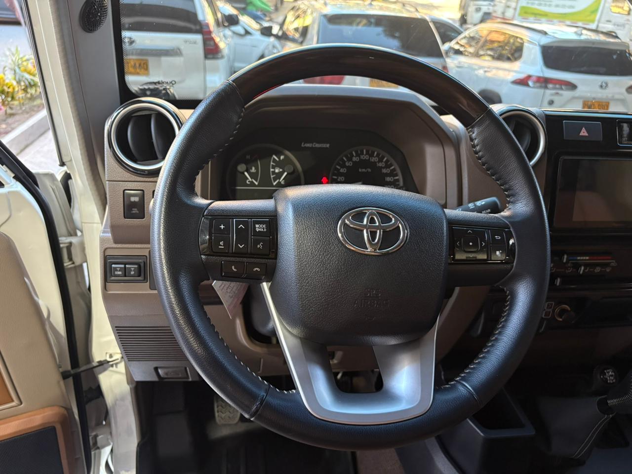 TOYOTA LAND CRUISER 70th ANNIVERSARY 2022 - Imagen 11