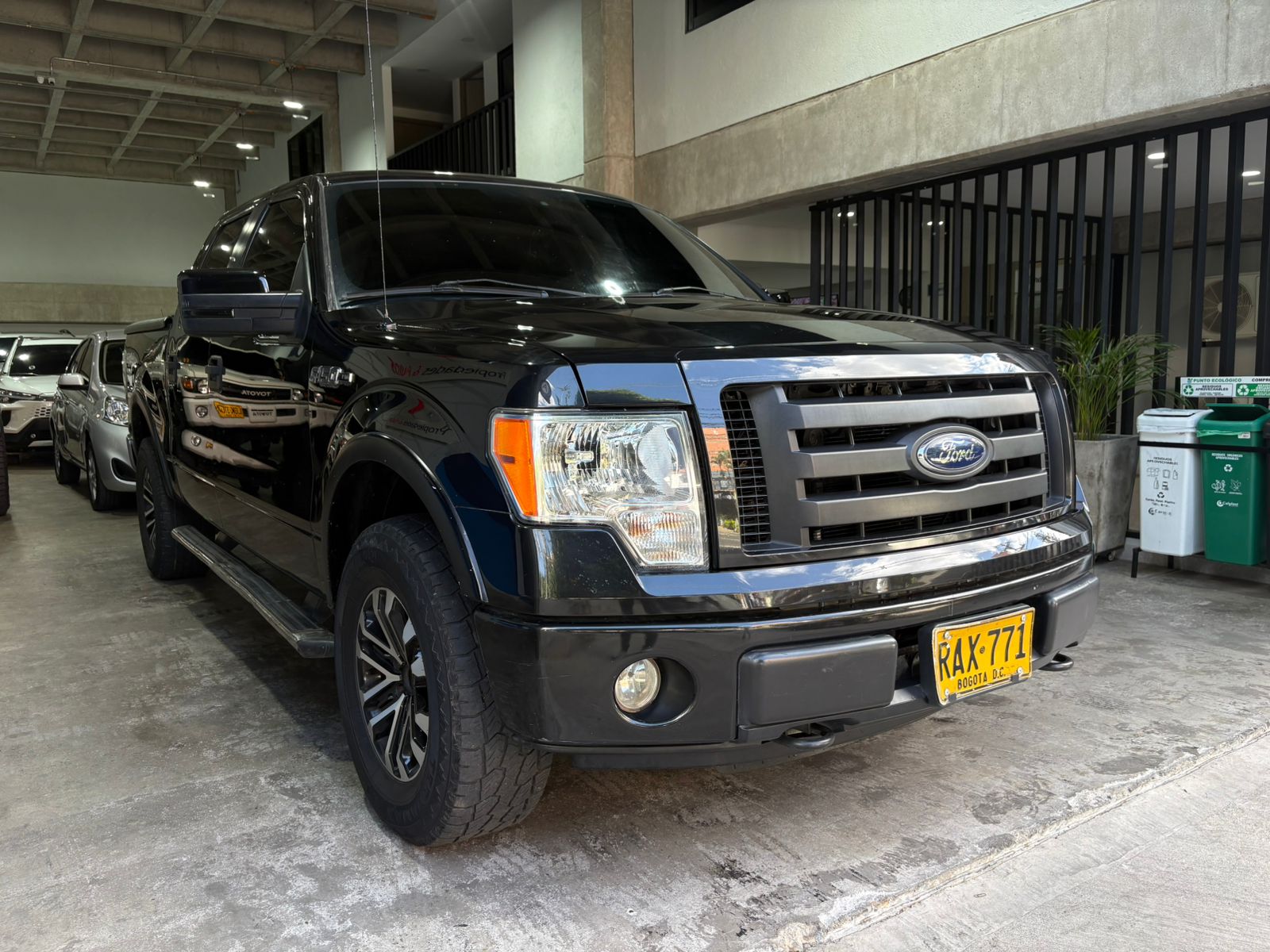 FORD F150 2010 - Imagen 3