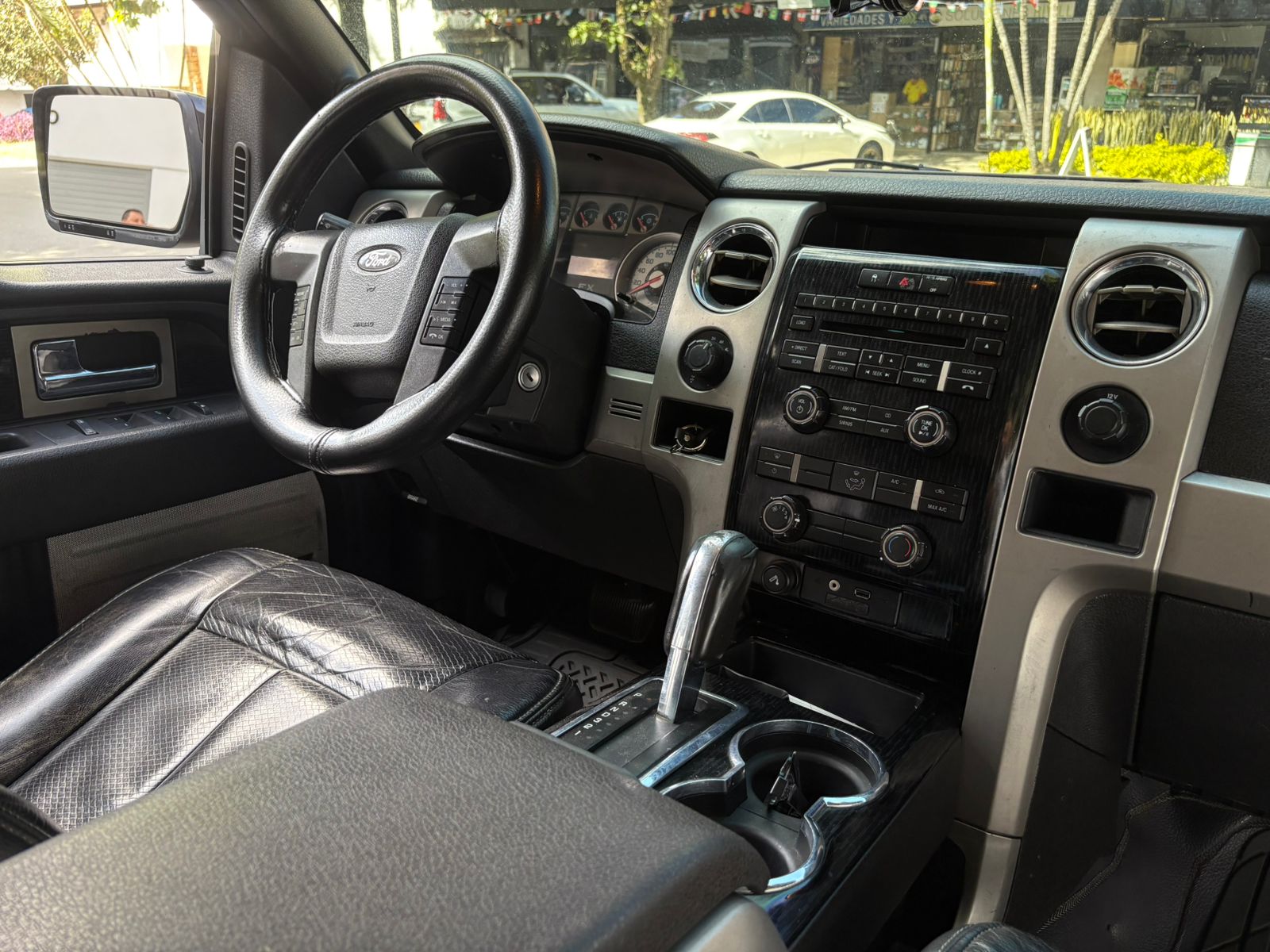 FORD F150 2010 - Imagen 19