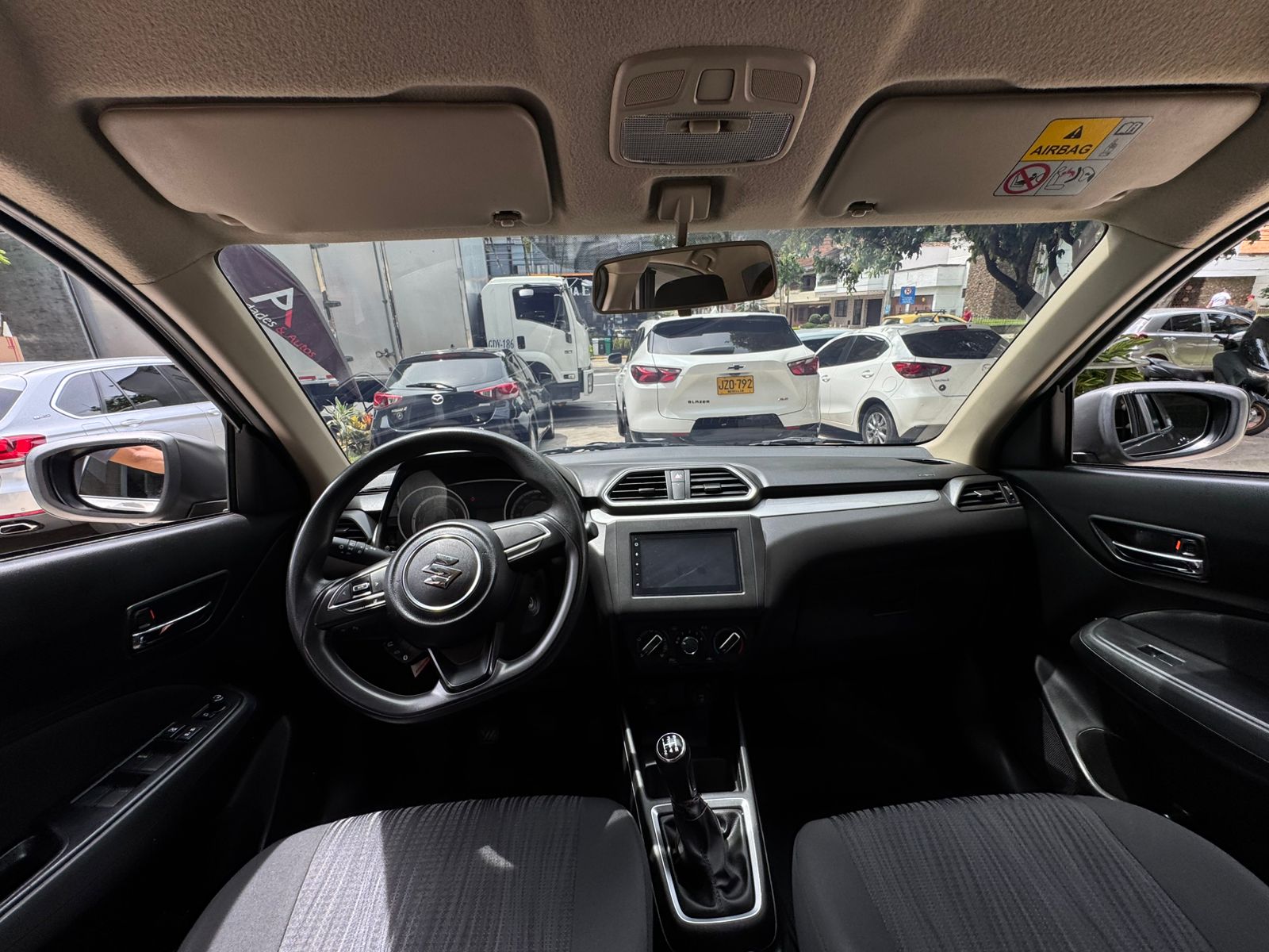 SUZUKI SWIFT DZIRE 2022 - Imagen 9
