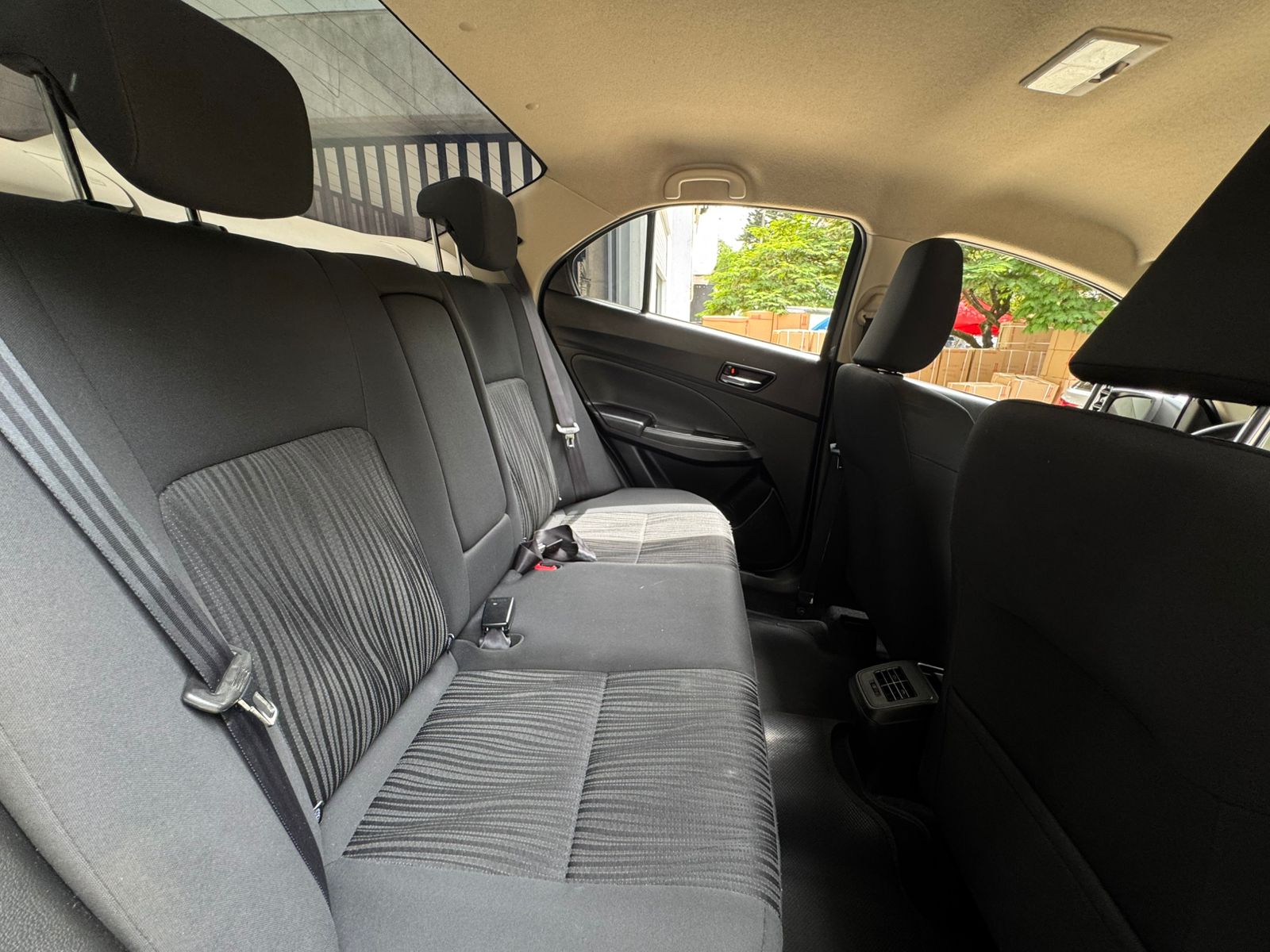 SUZUKI SWIFT DZIRE 2022 - Imagen 17