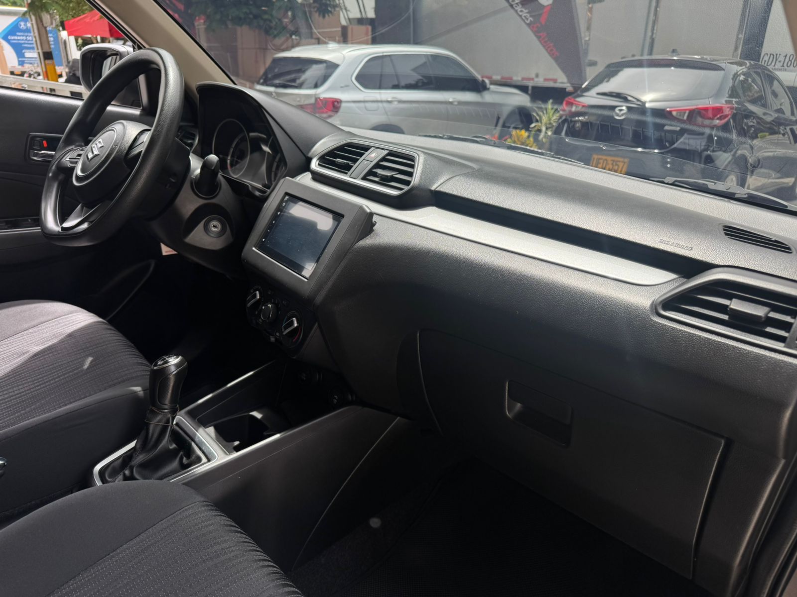 SUZUKI SWIFT DZIRE 2022 - Imagen 18