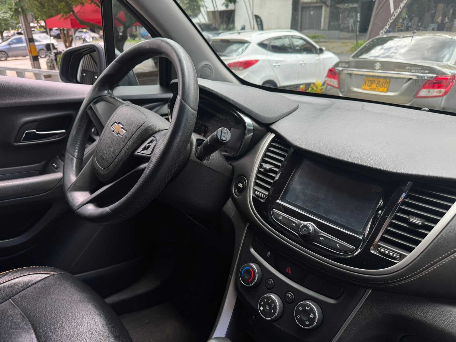 CHEVROLET TRACKER LS 2018 - Imagen 24