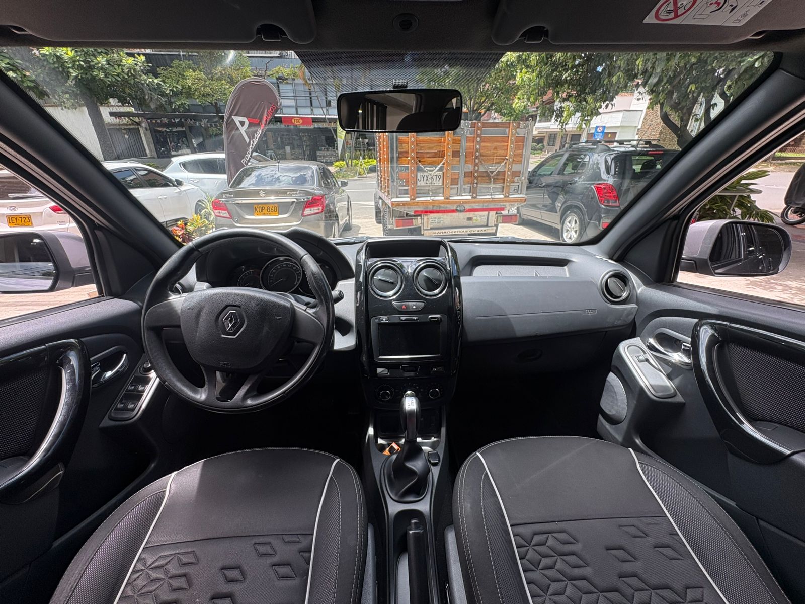 RENAULT DUSTER OROCH ZEN 2022 - Imagen 9