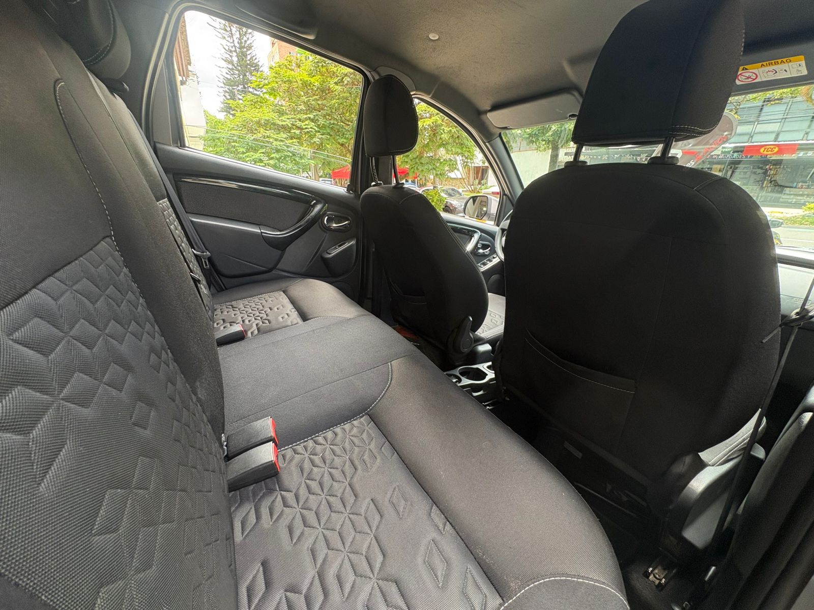 RENAULT DUSTER OROCH ZEN 2022 - Imagen 18