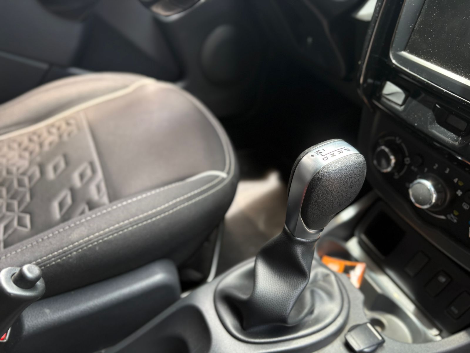 RENAULT DUSTER OROCH ZEN 2022 - Imagen 22