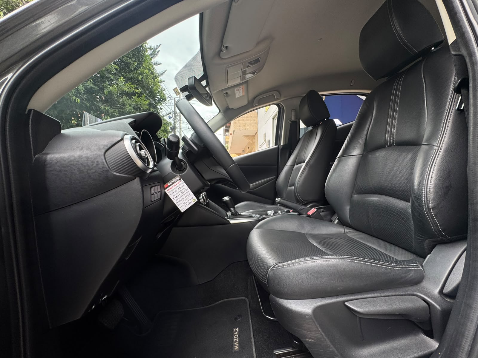 MAZDA 2 GRAND TOURING LX 2022 - Imagen 12