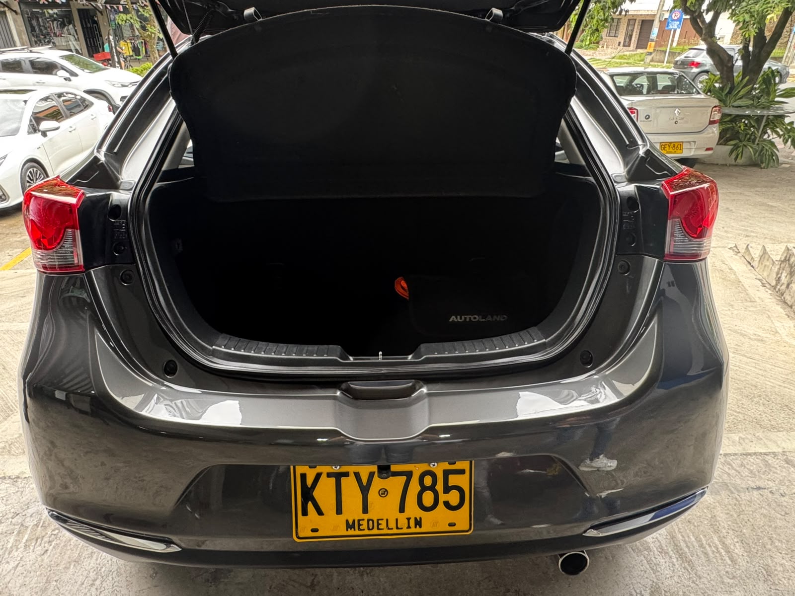 MAZDA 2 GRAND TOURING LX 2022 - Imagen 15