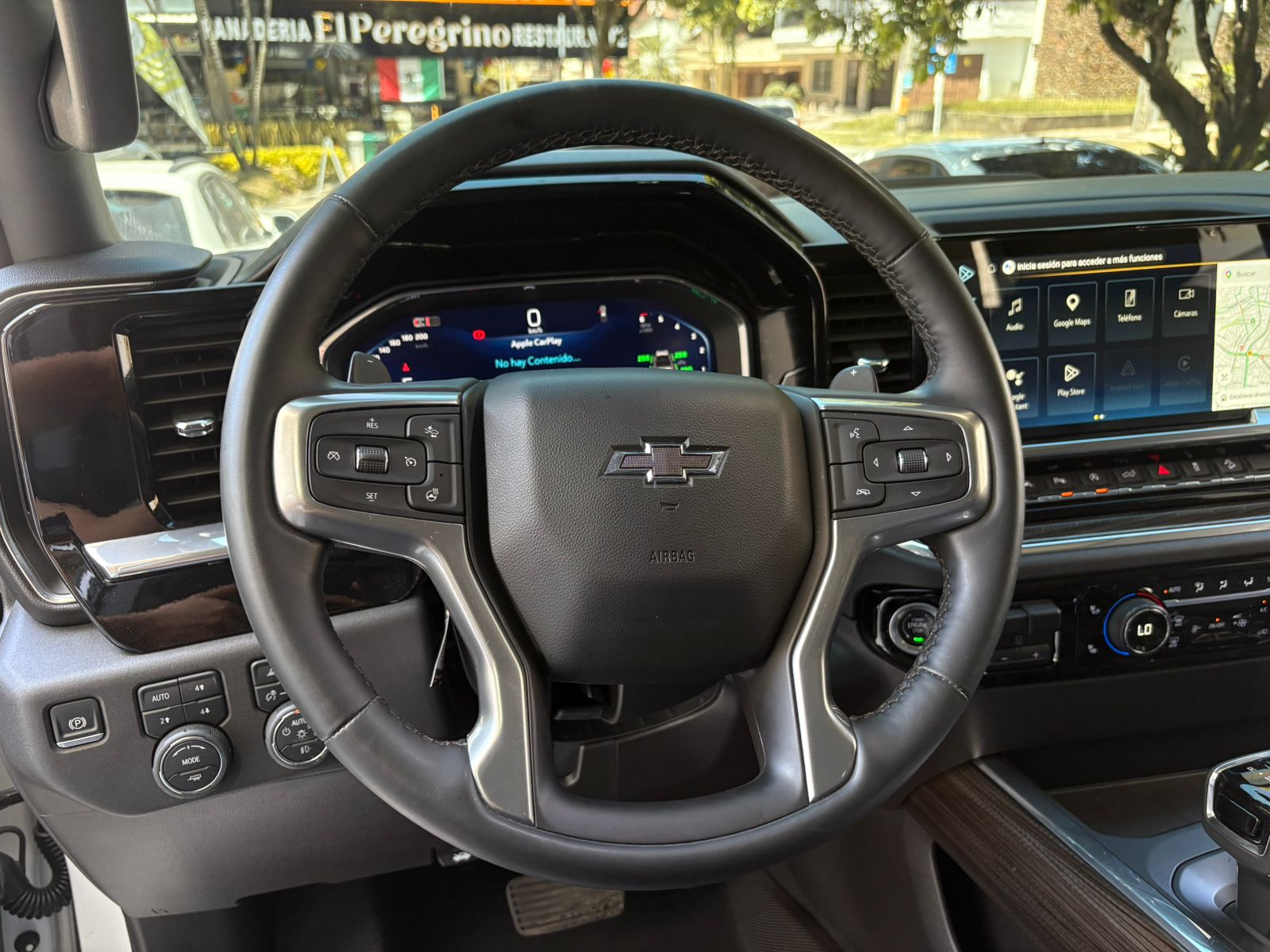 CHEVROLET SILVERADO LZ TRAIL BOSS Z71 2024 - Imagen 12