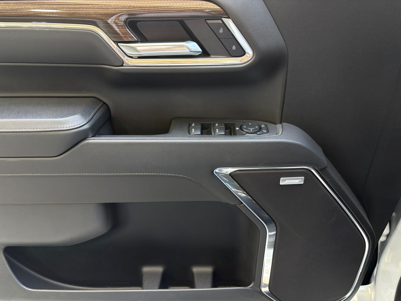 CHEVROLET SILVERADO LZ TRAIL BOSS Z71 2024 - Imagen 14