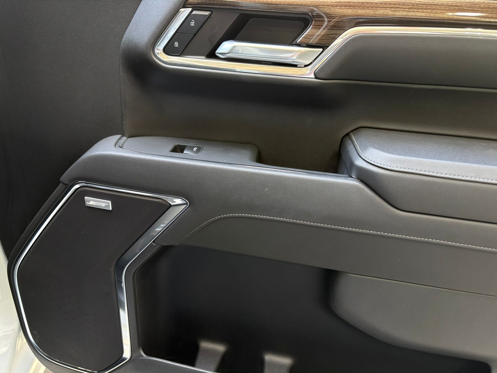 CHEVROLET SILVERADO LZ TRAIL BOSS Z71 2024 - Imagen 26