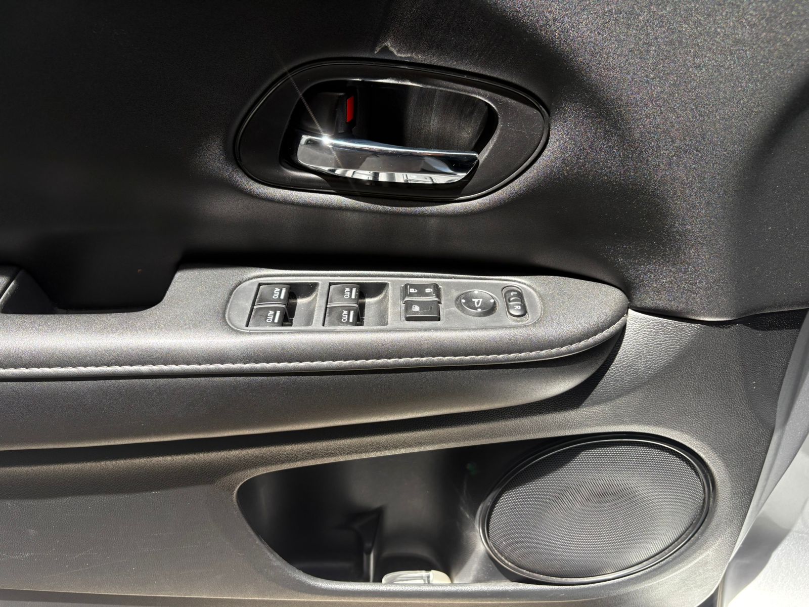 HONDA HRV EX SALVAMENTO 2020 - Imagen 13