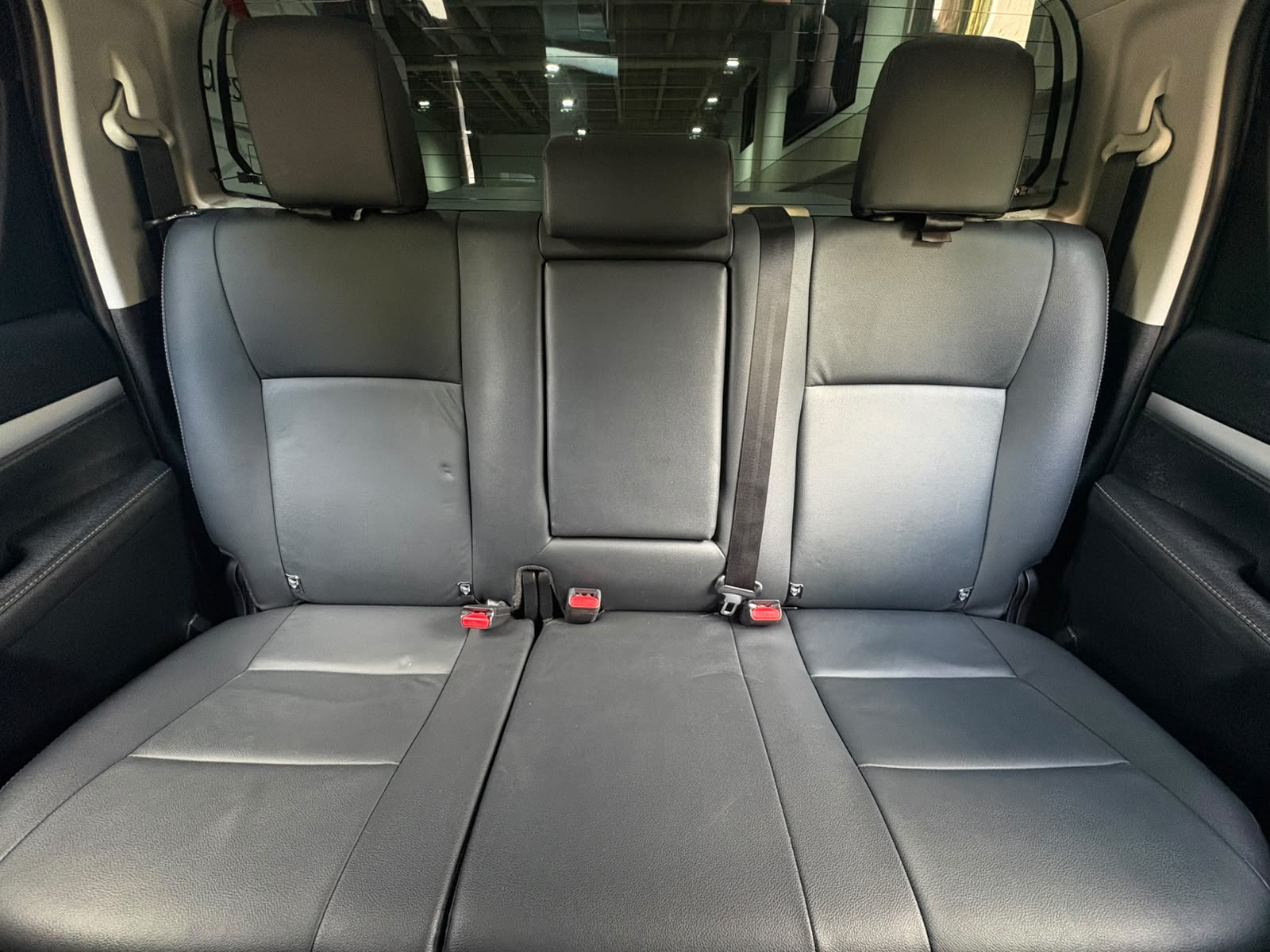 TOYOTA HILUX 2025 - Imagen 10