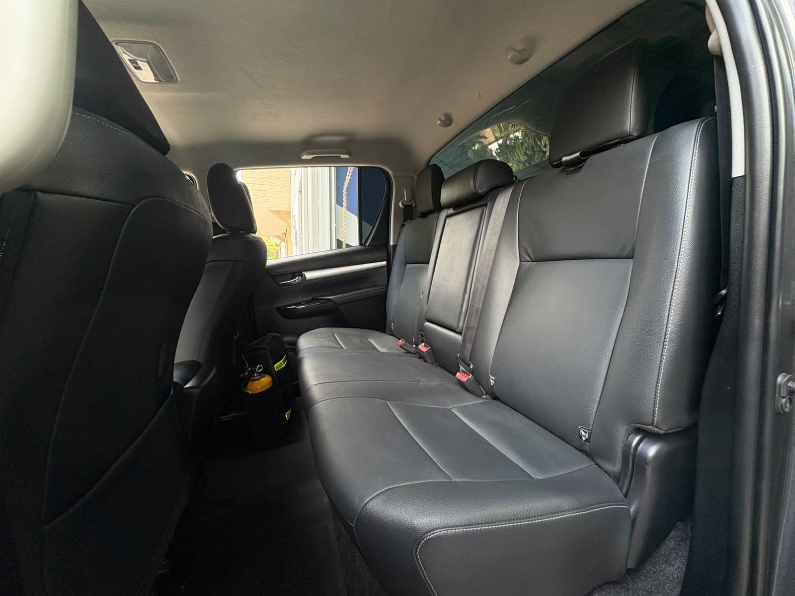 TOYOTA HILUX 2025 - Imagen 15