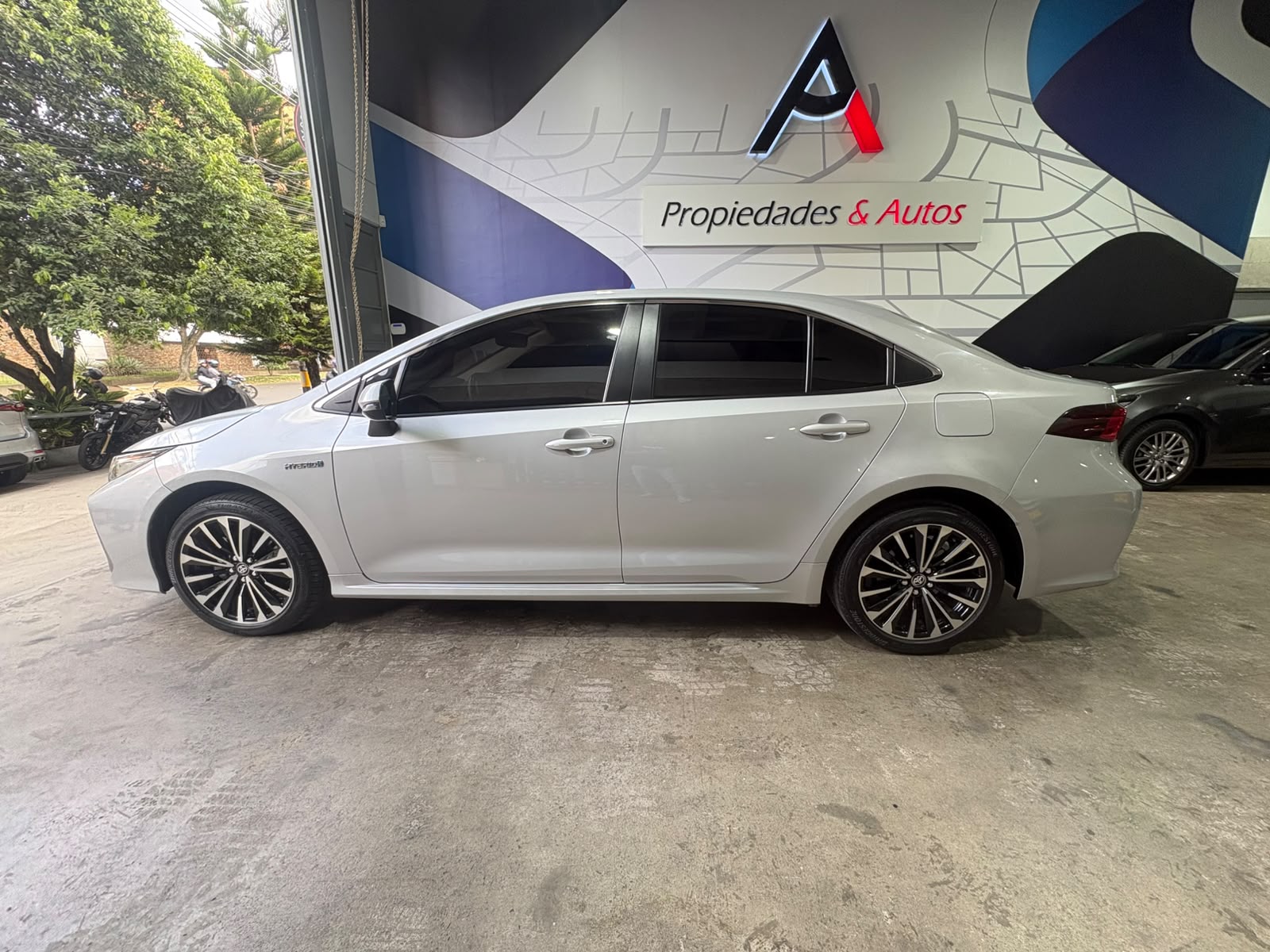 TOYOTA COROLLA SEG BLINDAJE II 2024 - Imagen 8