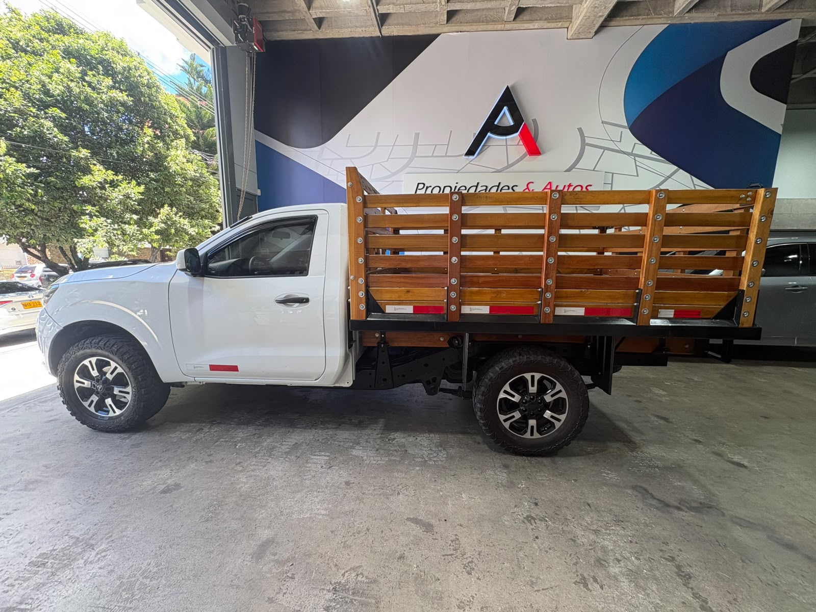 NISSAN NP300 FRONTIER ESTACA 2019 - Imagen 8