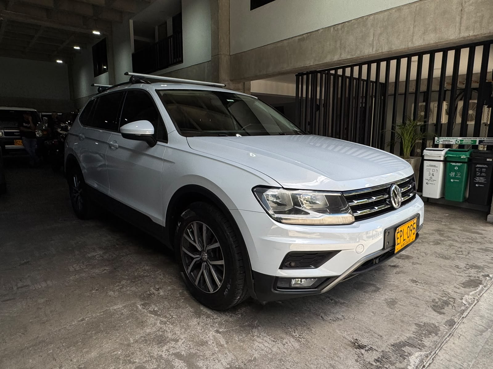 VOLKSWAGEN TIGUAN ALL SPACE 4MOTION 2019 - Imagen 3