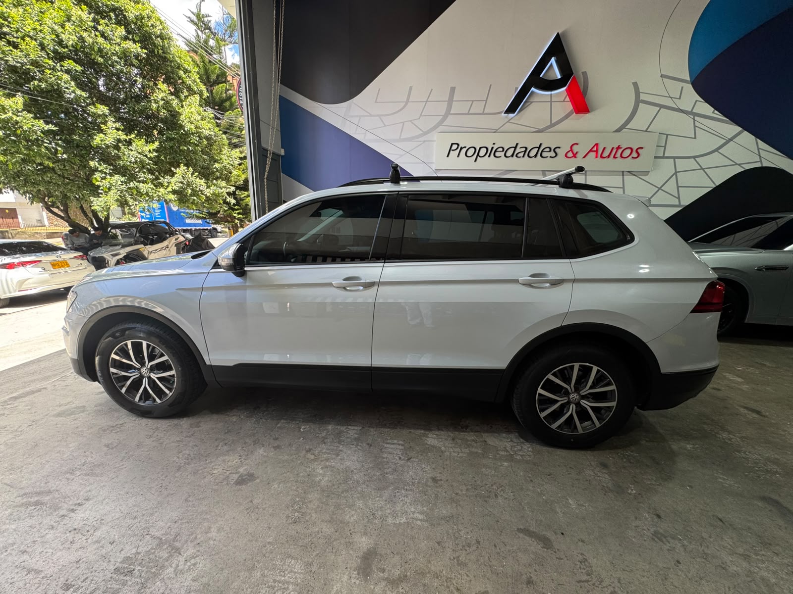 VOLKSWAGEN TIGUAN ALL SPACE 4MOTION 2019 - Imagen 8