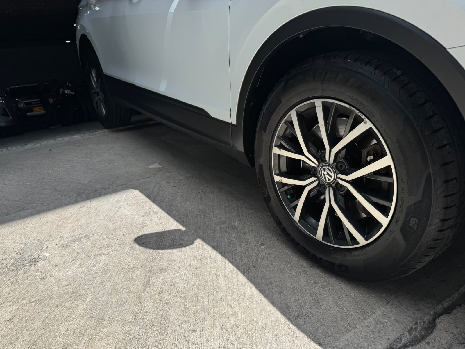 VOLKSWAGEN TIGUAN ALL SPACE 4MOTION 2019 - Imagen 26