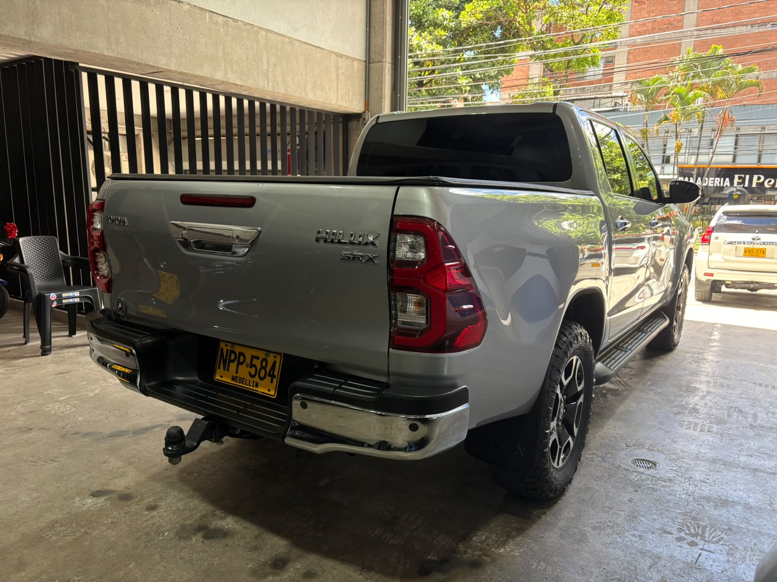 TOYOTA HILUX SRX BLINDAJE II 2024 - Imagen 5