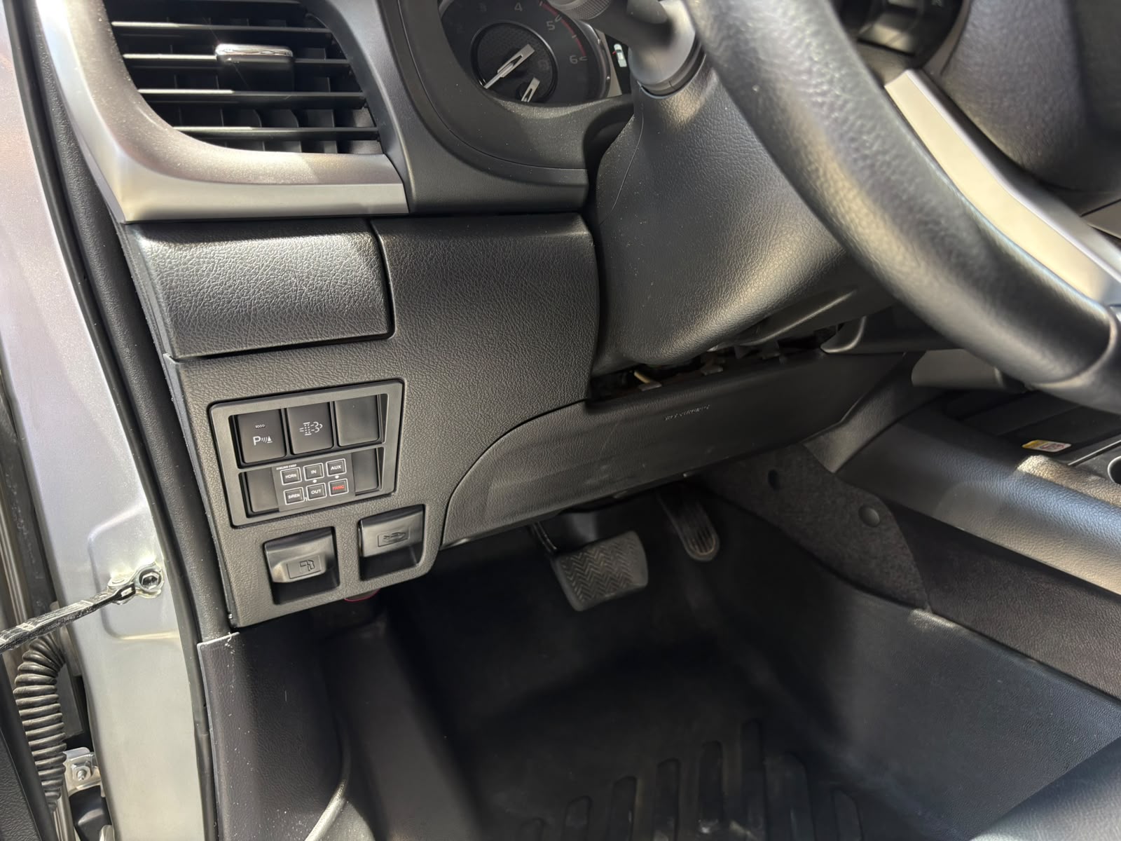 TOYOTA HILUX SRX BLINDAJE II 2024 - Imagen 11