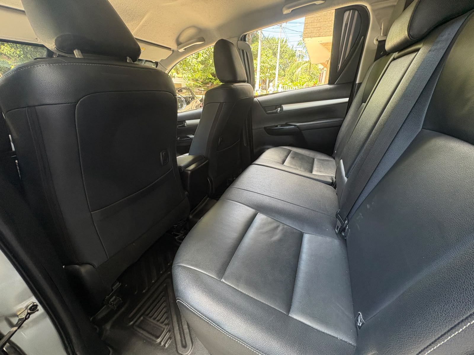 TOYOTA HILUX SRX BLINDAJE II 2024 - Imagen 15