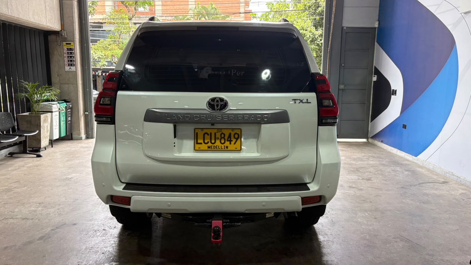 TOYOTA PRADO TXL BLINDAJE II 2022 - Imagen 6