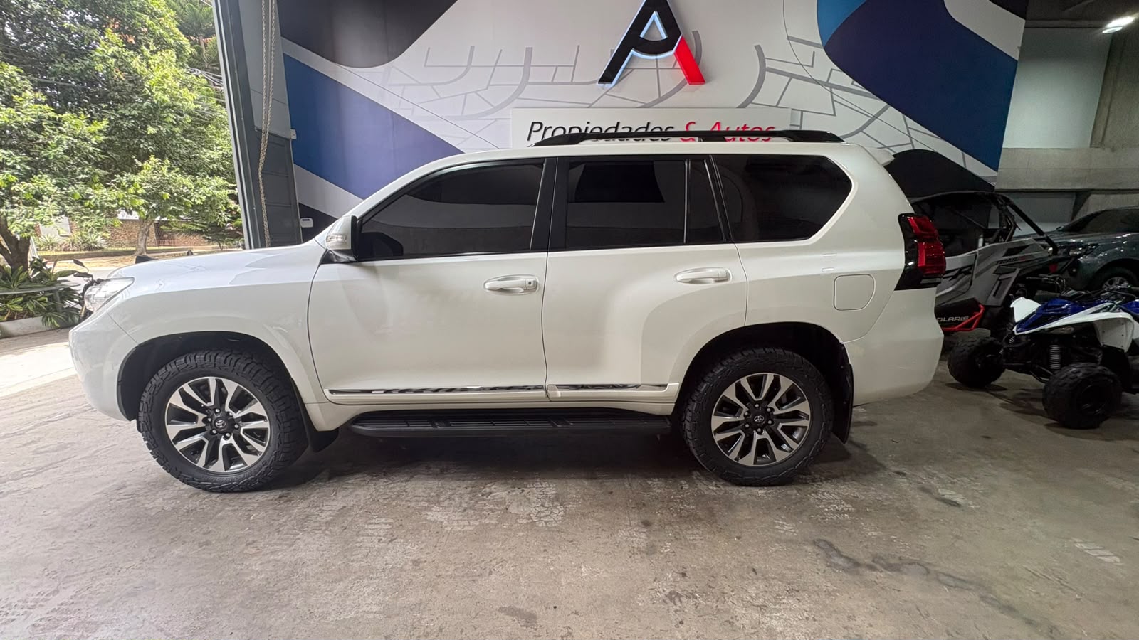 TOYOTA PRADO TXL BLINDAJE II 2022 - Imagen 8