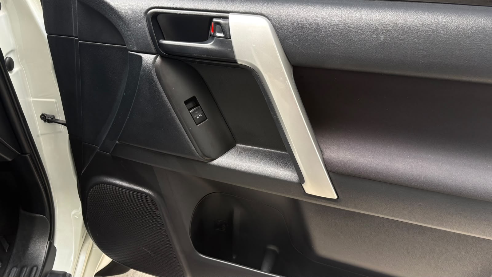 TOYOTA PRADO TXL BLINDAJE II 2022 - Imagen 24