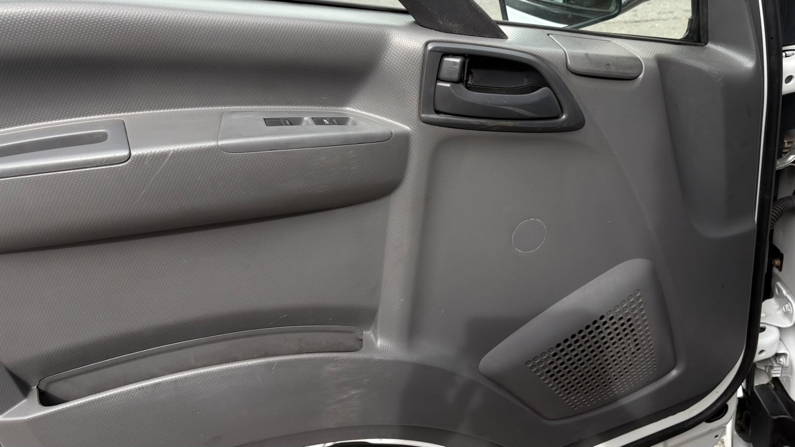 CHEVROLET NHR ESTACA 2023 - Imagen 12
