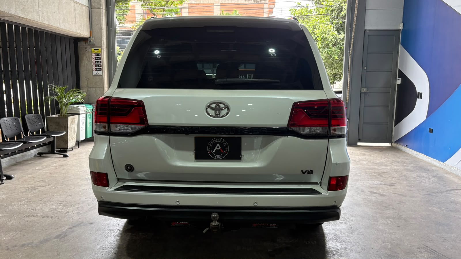 TOYOTA LAND CRUISER 200 EXCALIBUR 2018 - Imagen 6
