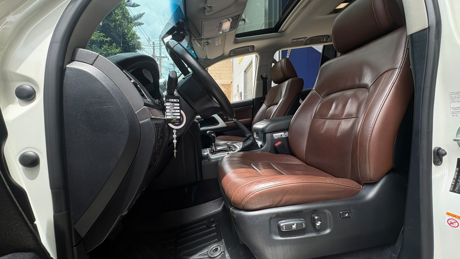 TOYOTA LAND CRUISER 200 EXCALIBUR 2018 - Imagen 13