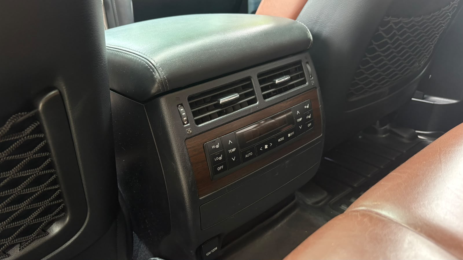 TOYOTA LAND CRUISER 200 EXCALIBUR 2018 - Imagen 18