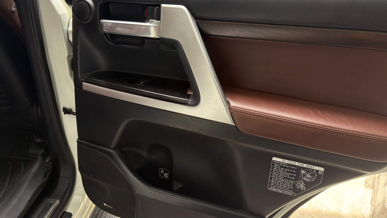 TOYOTA LAND CRUISER 200 EXCALIBUR 2018 - Imagen 22